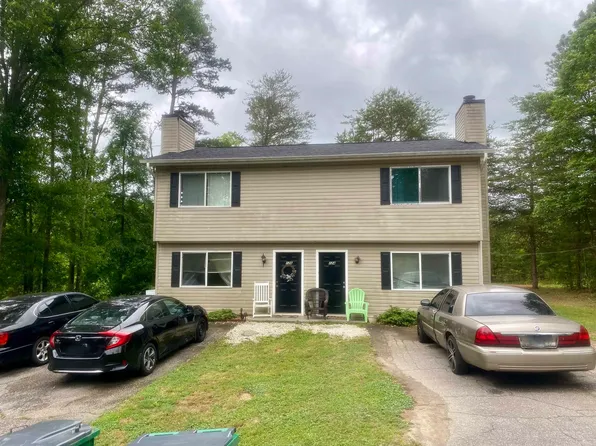 124 Bonner Rd, Spartanburg, SC 29303