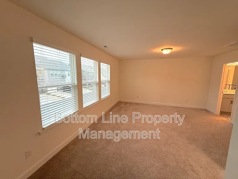1552 Cedar Tree Dr — Photo 18