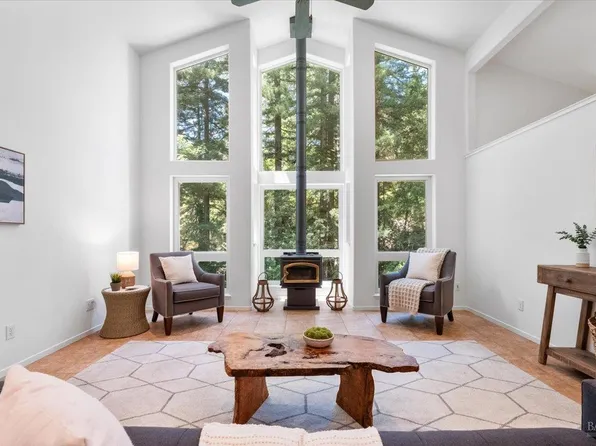 8038 Mondo Way, Guerneville, CA 95446