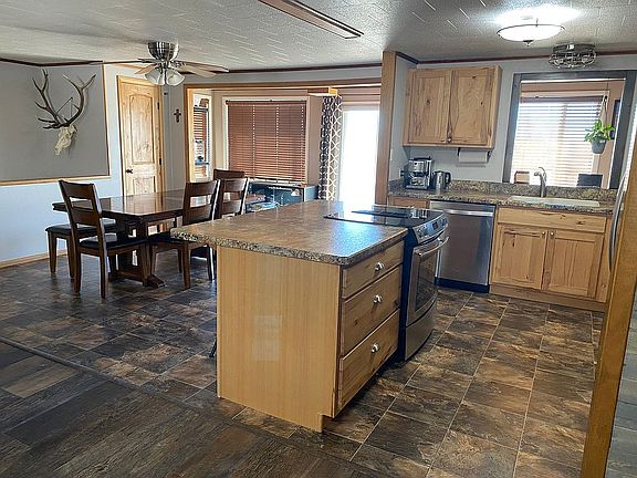5th image of 2691 Sagebrush Ln