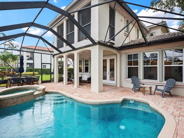 877 Taft Ct, Palm Beach Gardens, FL 33410