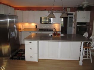 24145 Waltz Rd, New Boston, MI 48164