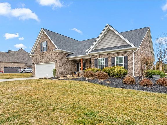 3rd image of 3305 Waterford Glen Ln