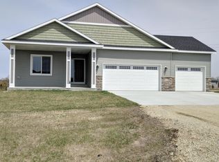 3110 Custer Ln SE, Rochester, MN 55904