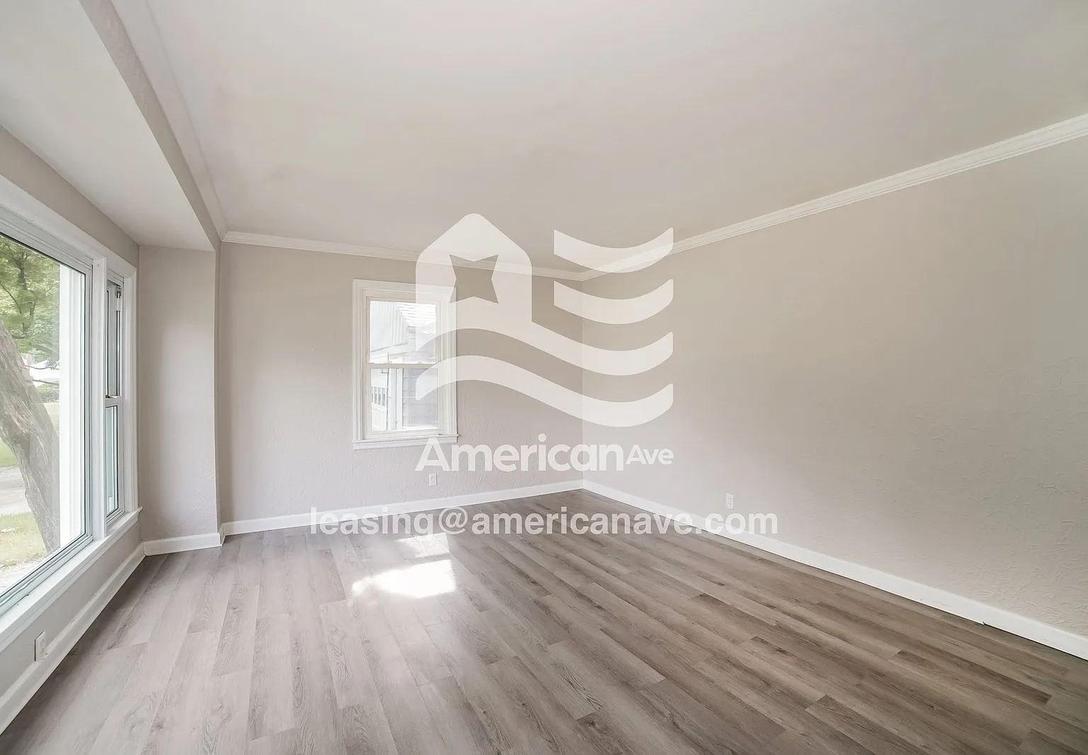 3 bed, 1.5 bath, 1064 sqft, $1,597 — Photo 3
