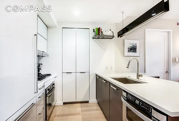Rented by Compass | media 29