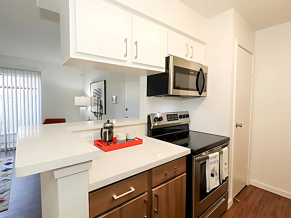 Daphne Apartments