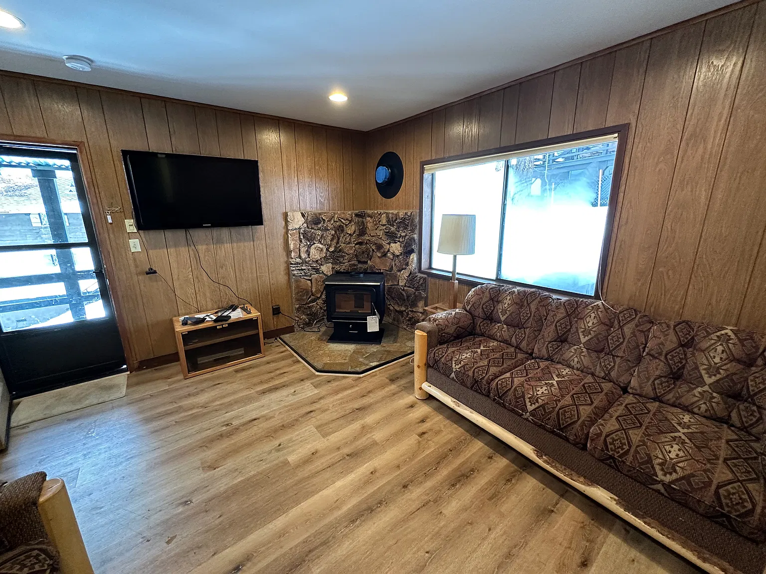 1 bed, 800 sqft, $2,200 — Photo 3