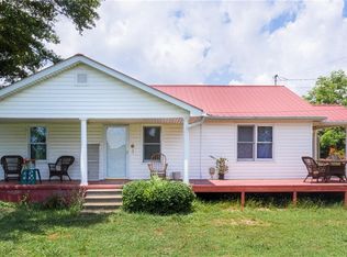 3450 Roy Parks Rd, Gainesville, GA 30507