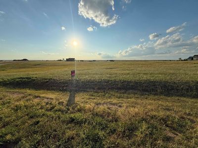 1593 Hilltop Dr, Hays, KS, 67601