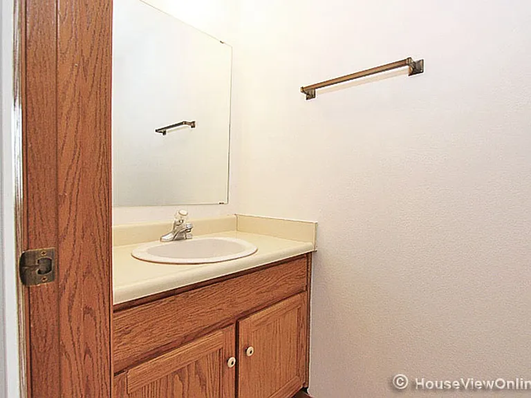 1413 Brookshire Rd — Photo 8