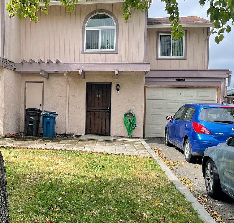 1st image of 32078 Arya Ct