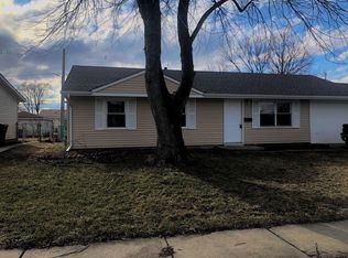 418 Kingston Dr, Romeoville, IL 60446