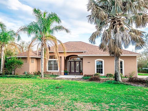 3rd image of 1018 Lightfoot Rd