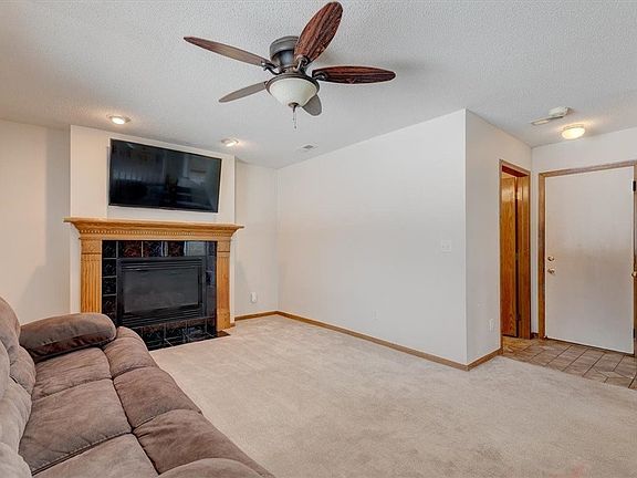5th image of 6841 Meadow Ct
