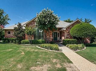 1626 Travis Cir S, Irving, TX 75038