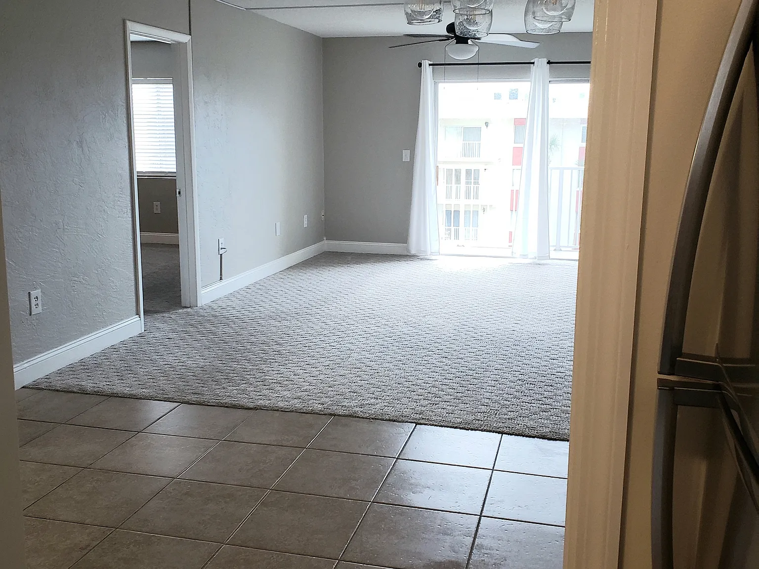 2711 N Halifax Avenue — Photo 4