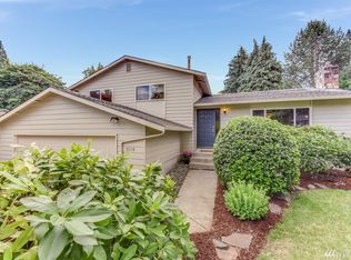 9719 NE 204th Pl, Bothell, WA 98011