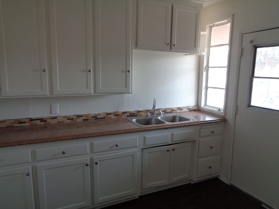 1st image of 5722 Condon Ave
