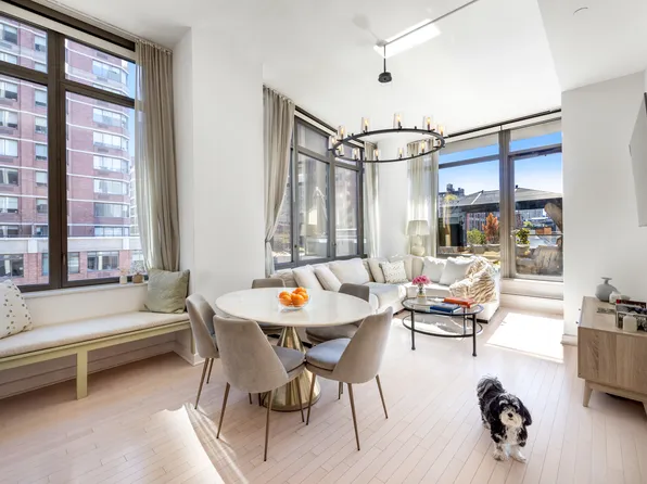 101 West 24th Street image 2 of 14