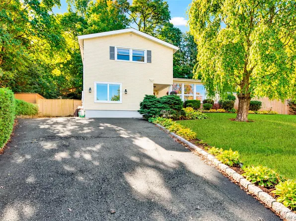 36 Lark Avenue, White Plains, NY 10607