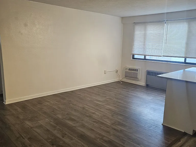 11720 Edgewater Dr #605 — Photo 9