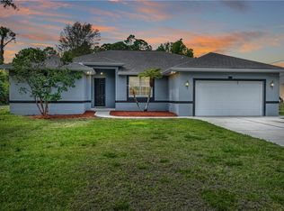 921 Palmetto Ave, Lehigh Acres, FL 33972