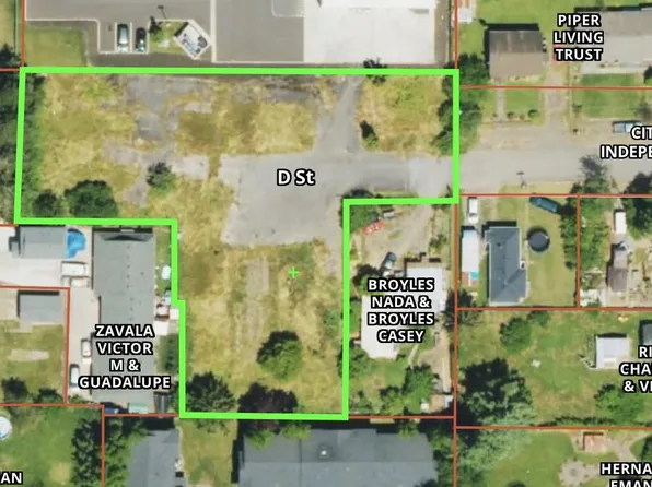 1075 D St #10, Independence, OR 97351