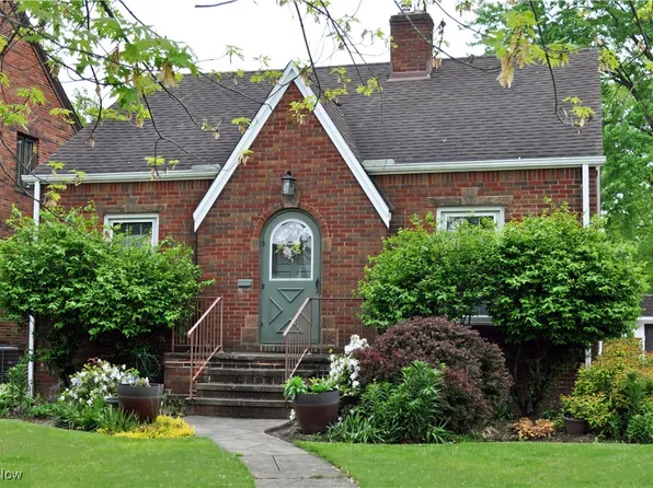 16205 Woodbury Ave, Cleveland, OH 44135