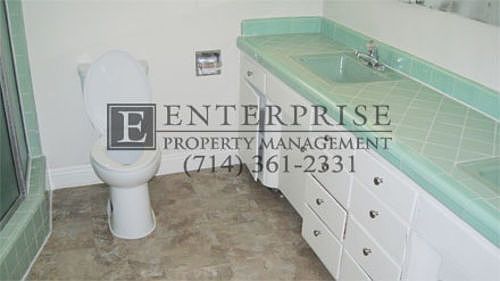 5th image of 623 N Janss Way