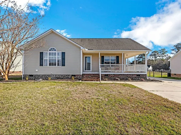 54 Terrys Way, Selma, NC 27576