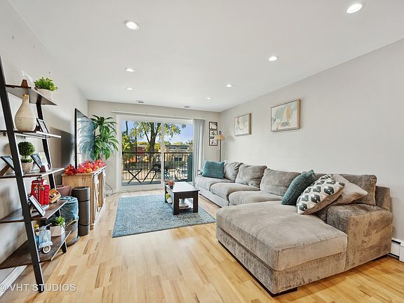 2nd image of 5510 Lincoln Ave Unit 204
