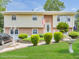 6 Bedford Rd, Jackson, NJ 08527