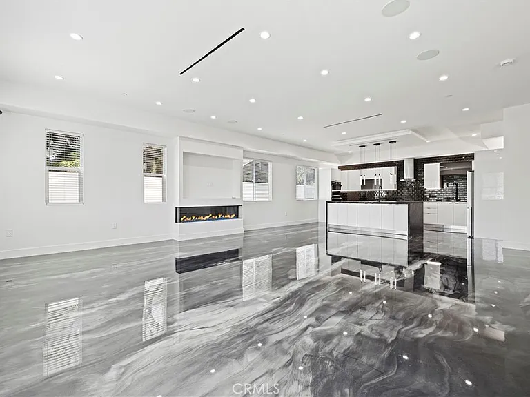 15209 Cohasset — Photo 12