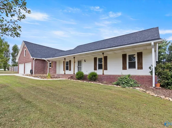 26825 Mary Sue Ln, Athens, AL 35613