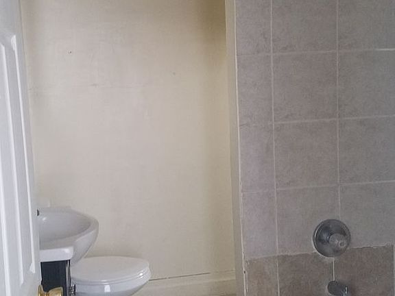 2nd image of 625 W Turner St #1