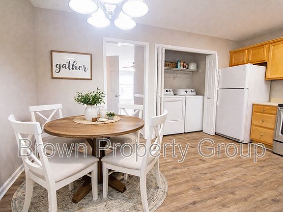 5th image of 452 Cityview Ln