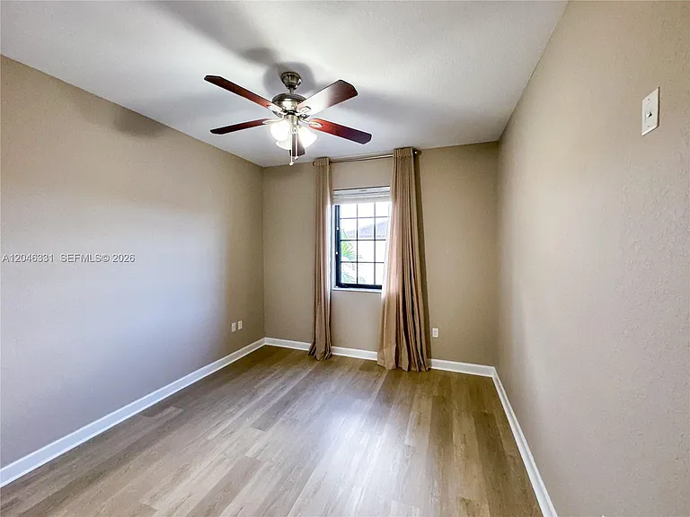 3740 NE 3rd Ct — Photo 19