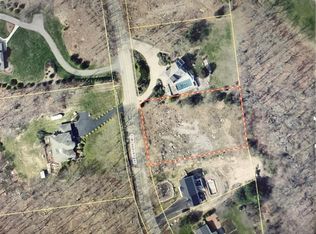 17 Tom Harvey Rd, Westerly, RI 02891