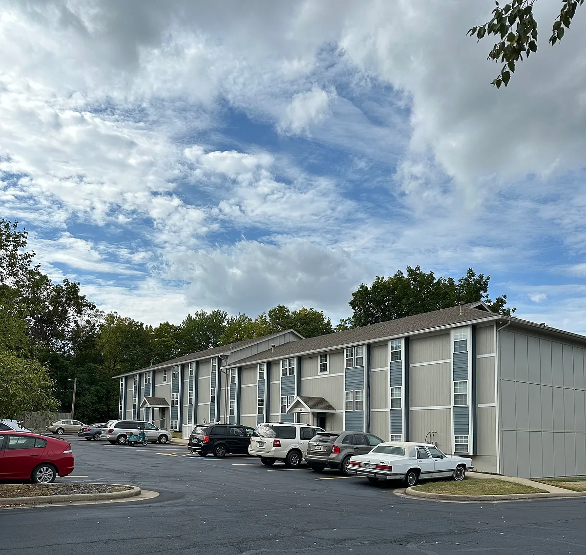 Building Photo - Liberty Court