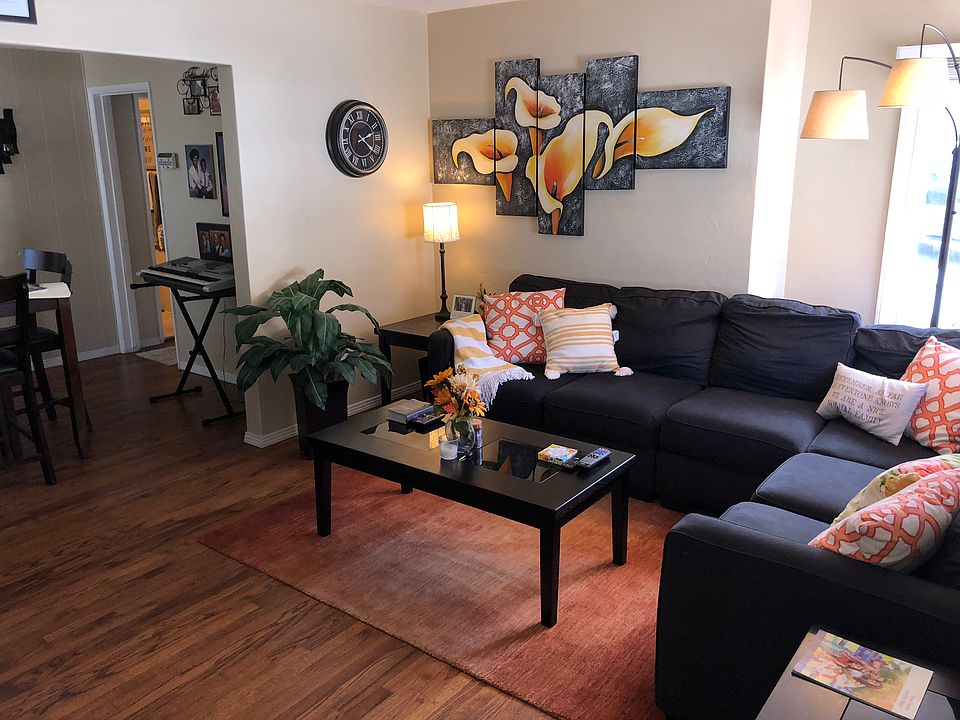 2nd image of 4162 60th St