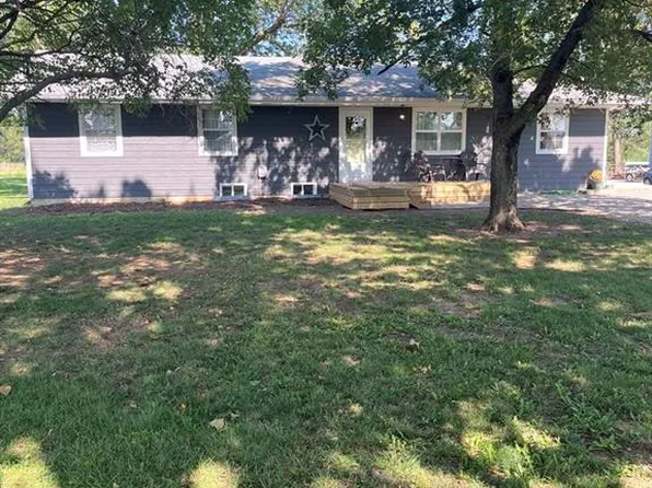 941 4600th St, Moran, KS 66755