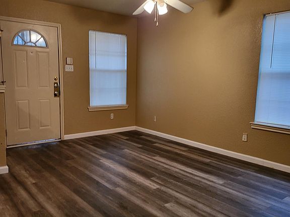 3rd image of 1425 E Robert St #1