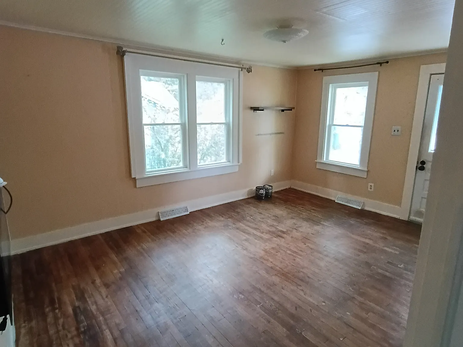2 bed, 824 sqft, $1,700 — Photo 3