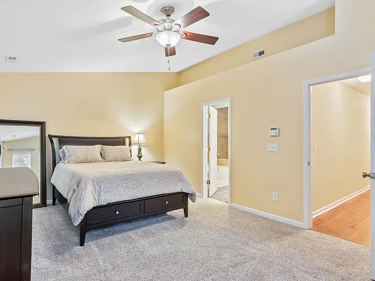 322 Anterbury Dr — Photo 11