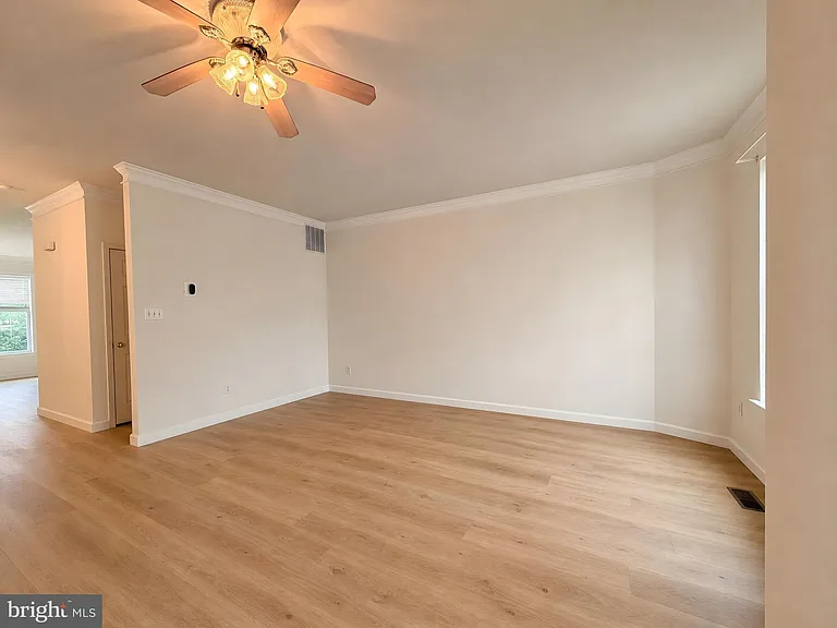 4663 Flatlick Branch Dr — Photo 3