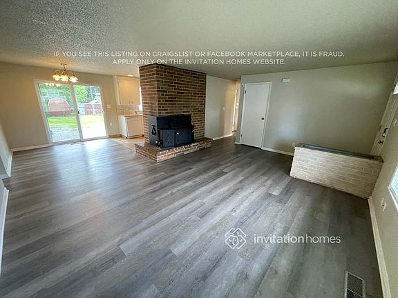 3rd image of 7818 126th St E