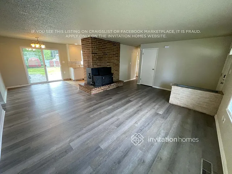 7818 126th St E — Photo 3