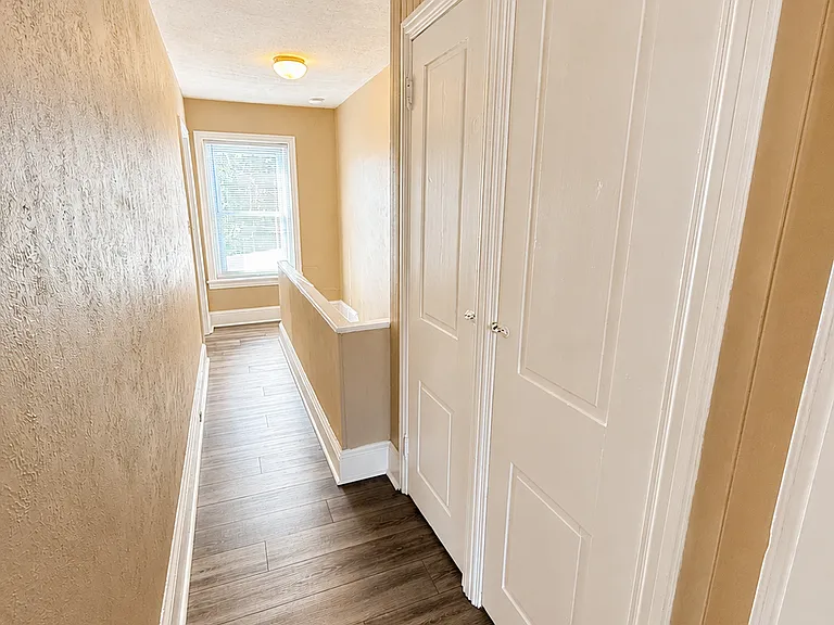 1213 Powell St #2 — Photo 16
