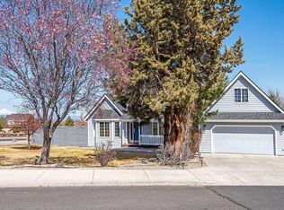 3885 SW Timber Ave, Redmond, OR 97756